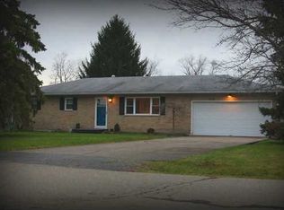 2633 Danbury Rd, Springfield, OH 45505