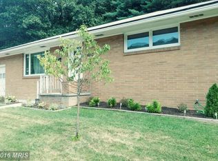 1013 Frederick St, Cumberland, MD 21502