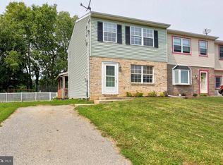 1566 Manor Blvd, Lancaster, PA 17603