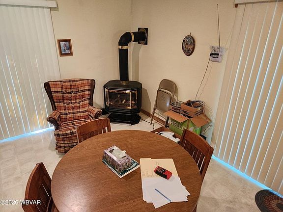 5th image of 135 Dillon Dr