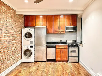 Rented by Century 21 Premier 