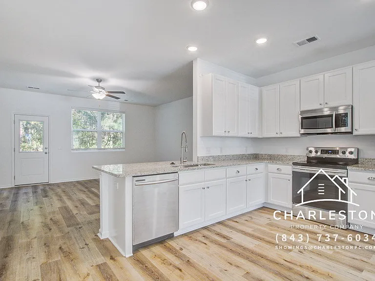 200 Woodward Rd — Photo 4