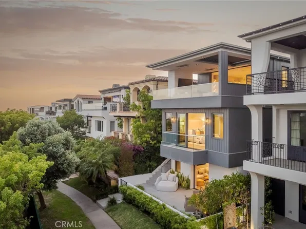 457 26th St, Manhattan Beach, CA 90266