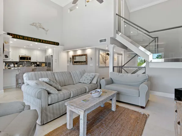 2706 Fairway Dr N, Jupiter, FL 33477