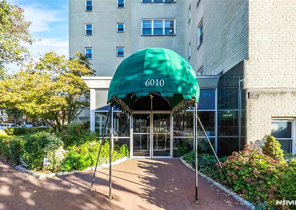 1st image of 6010 Boulevard E #57A