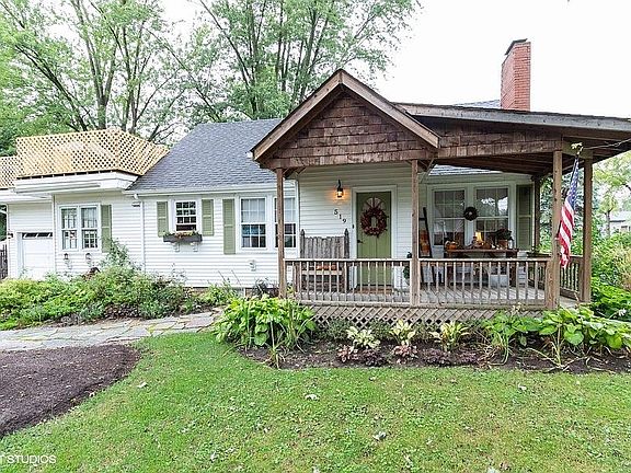 Front on Root Street