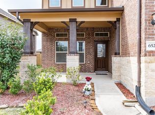 6527 Hunters Way Ln, Baytown, TX 77521