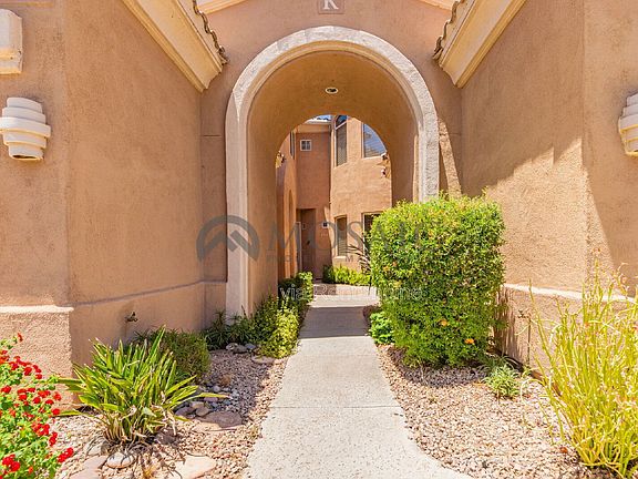 3rd image of 3800 S Cantabria Cir Unit 1065