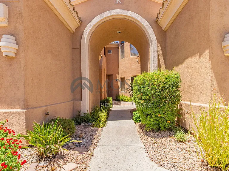 3800 S Cantabria Cir #1065 — Photo 3
