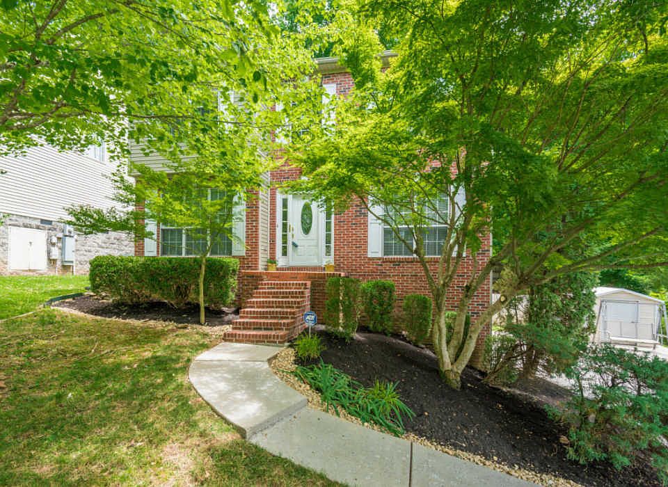 1st image of 7024 Sage Ln