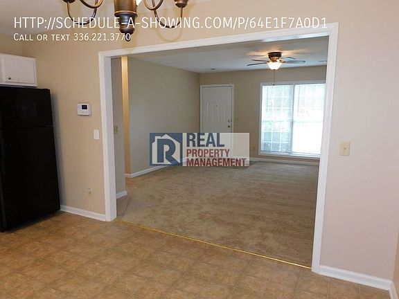 3rd image of 3908 Woodberry Lake Dr