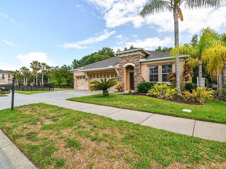 27806 Autumn Breeze Cir — Photo 4