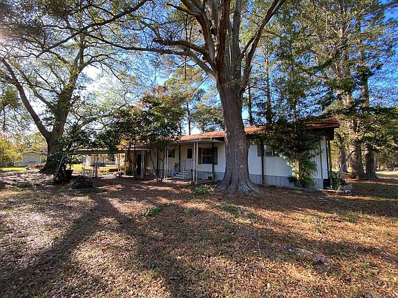 2nd image of 327 Lakeview Dr