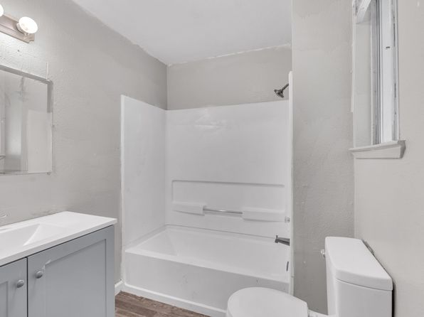 fresno-california-447290759 picture