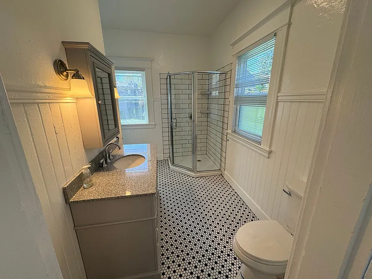 1912 10th Street — Photo 13