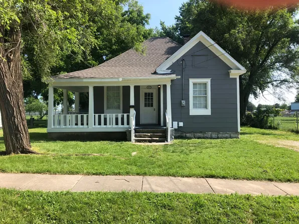 1832 W Chestnut St, Springfield, MO 65802
