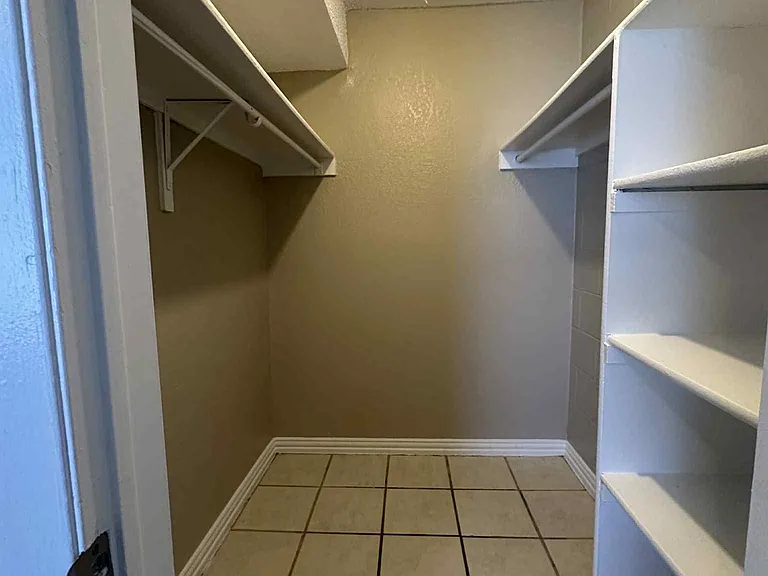 SAN MARCOS APARTMENTS — Photo 34