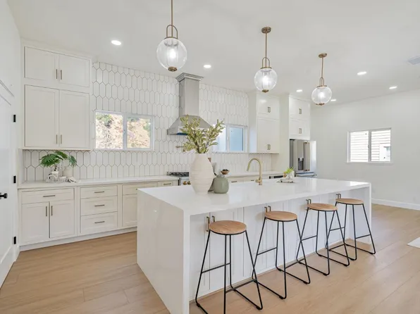 38075 Stenhammer Dr, Fremont, CA 94536