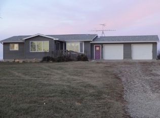 2001 400th Ave, Brooklyn, IA 52211