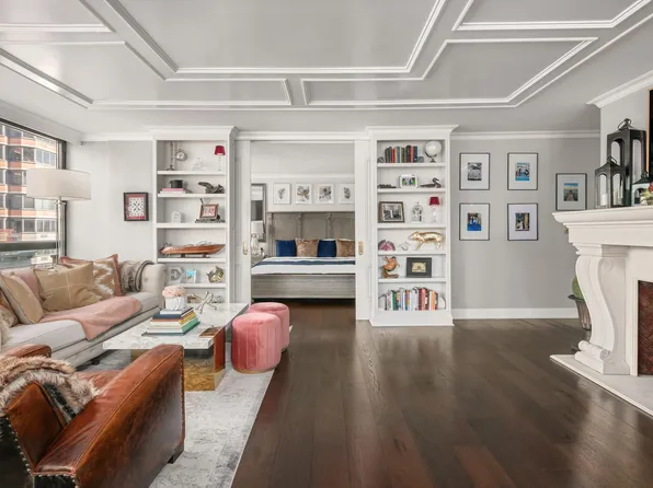 630 First Avenue image 3 of 13