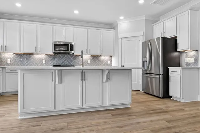 425 Parkside Cmns — Photo 19