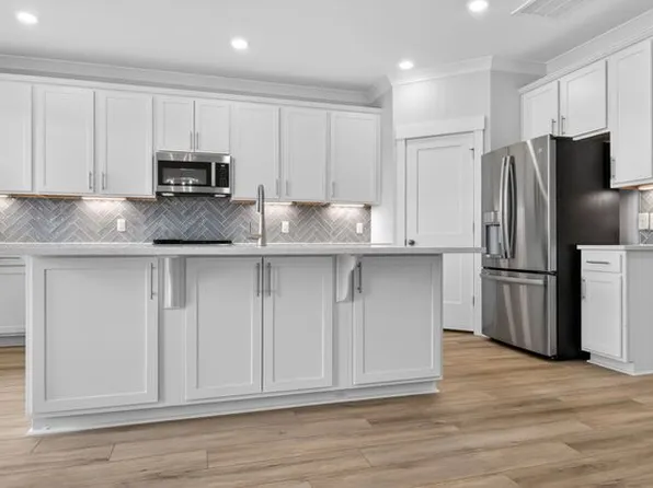 425 Parkside Cmns, Bluffton, SC 29910