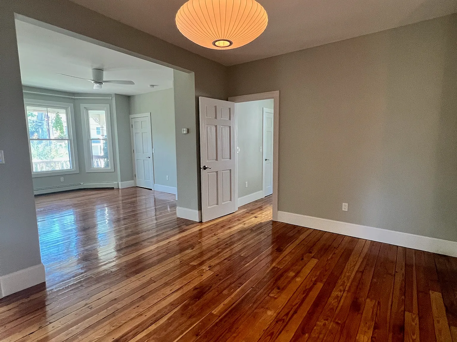 2 bed, 1000 sqft, $2,900 — Photo 4