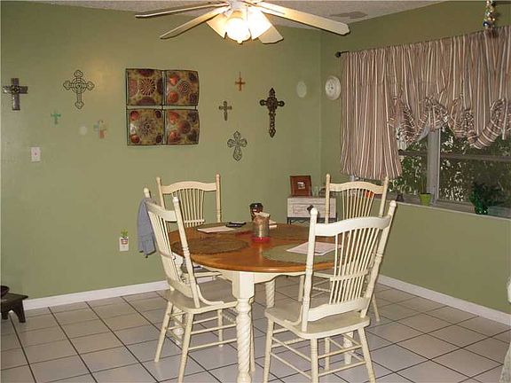 4th image of 1318 Moreland Dr Unit 109
