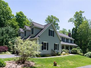 815 Breakneck Hill Rd, Middlebury, CT 06762
