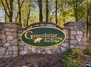 6102 Veterans Dr, Wharton, NJ 07885