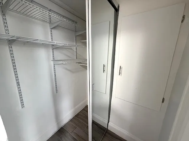 3414 42nd St #3R — Photo 13