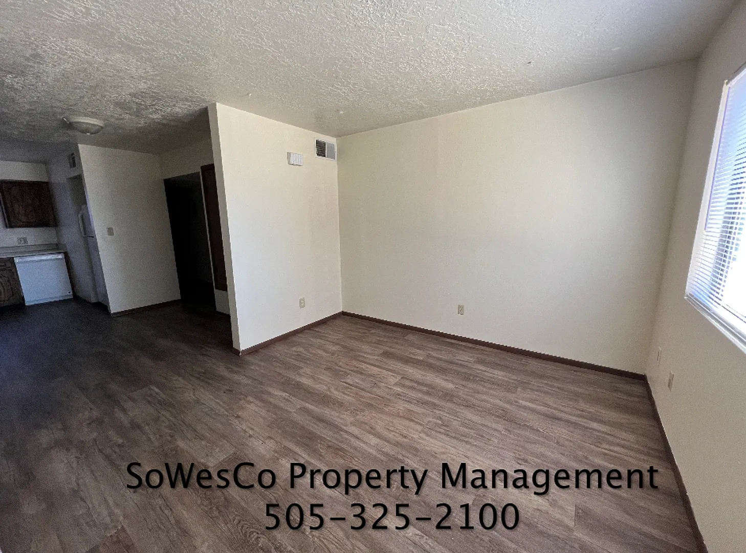 Two Bedroom 1.5 Bath With Newer Flooring, Small Fenced yard and more! — Photo 4