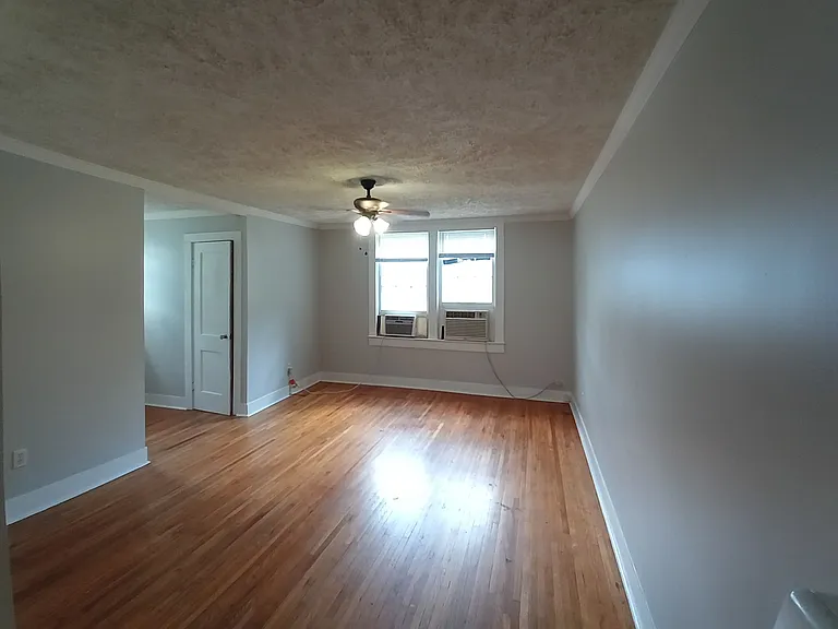 405 N 16th Ave #A — Photo 6