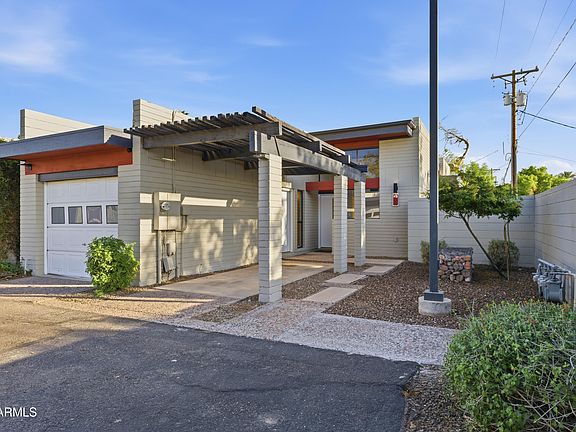 2nd image of 455 E BROADWAY Road #4