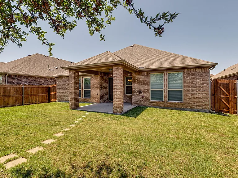 3801 Tunstall Dr — Photo 27