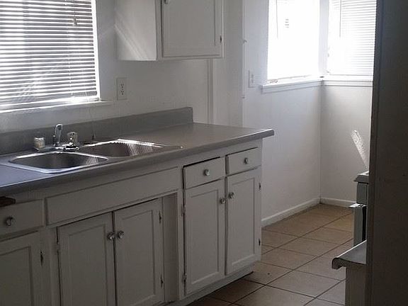 4th image of 15032 Culley St APT B