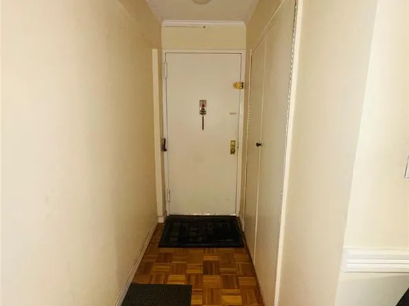 222-89 Braddock Avenue image 4 of 15