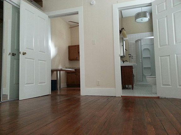 3rd image of 326 Madison APT 2