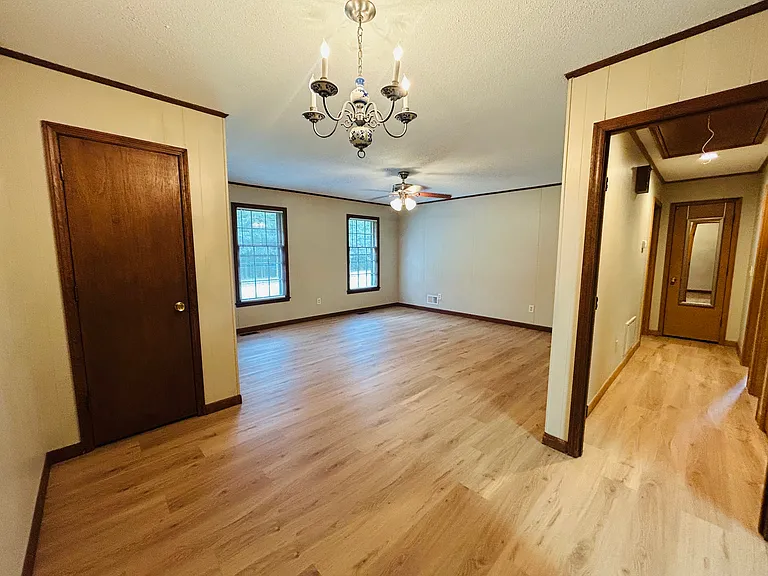 1715 Leeway St #1715 — Photo 4