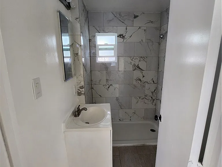 3713 W Imperial Hwy #4 — Photo 9