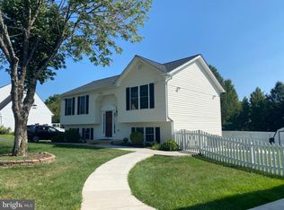 58 Little Oak Rd, Fredericksburg, VA 22405