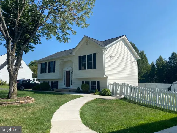 58 Little Oak Rd, Fredericksburg, VA 22405