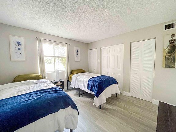 5th image of 6086 Forest Hill Blvd APT 110