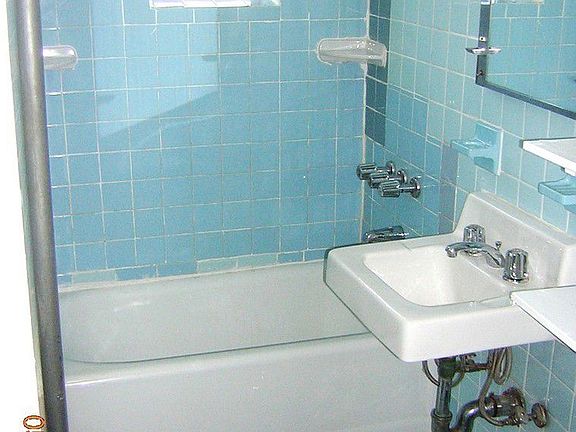5th image of 3445 42nd St #2L