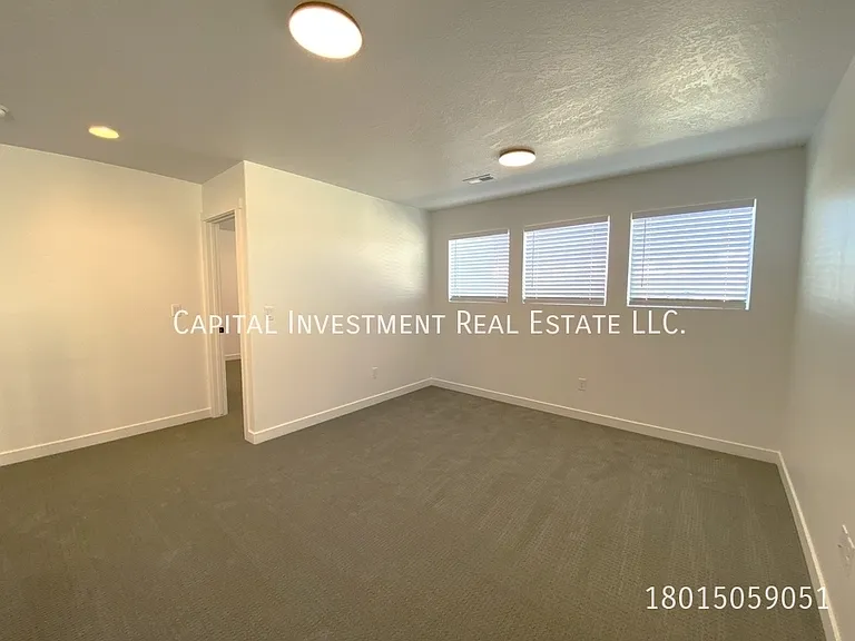 11541 S Engelmann Dr — Photo 13