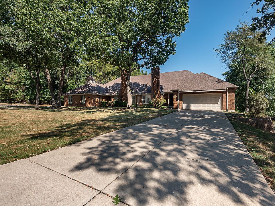1st image of 759 S Augusta Drive