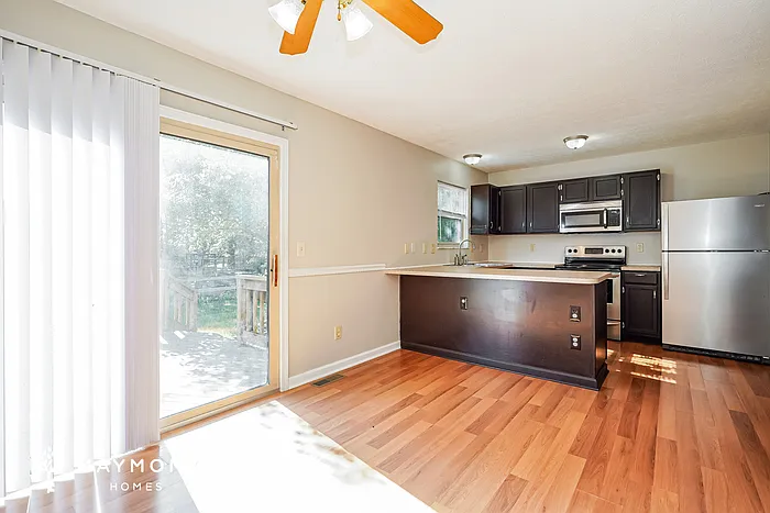 1449 Pepper Ln — Photo 7
