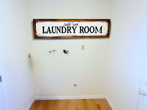5th image of 9741 Homestead St #2