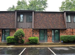 443 Shell Ct E, Columbus, OH 43213