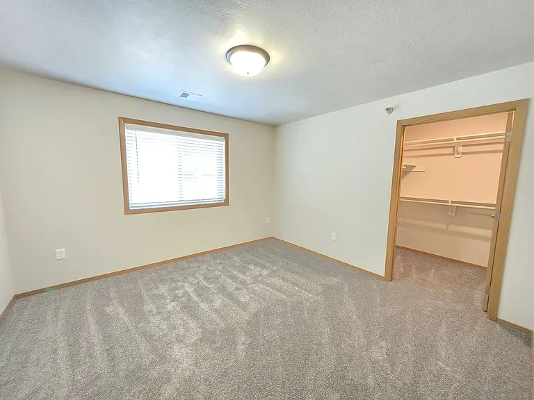 Home - Field Apartments I — Photo 109